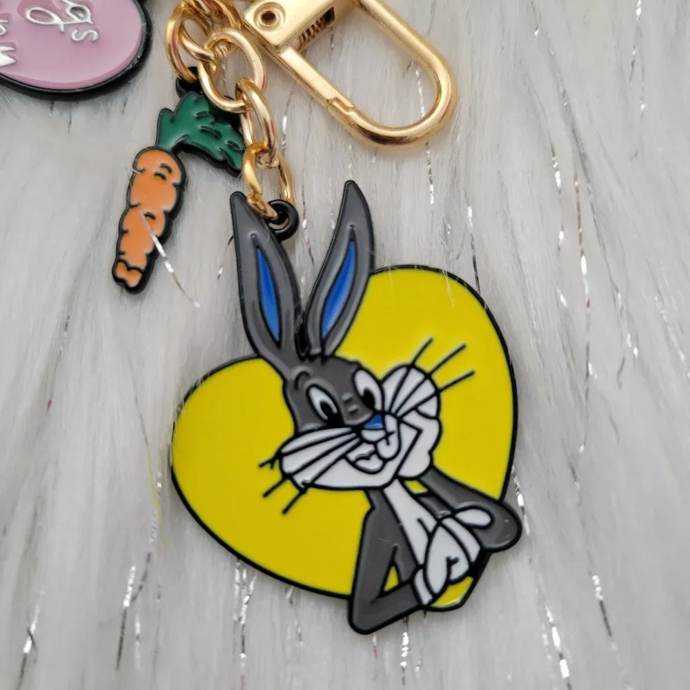 Looney Toons Cosmetic Bag & Keychain Set - Picture 5 of 11